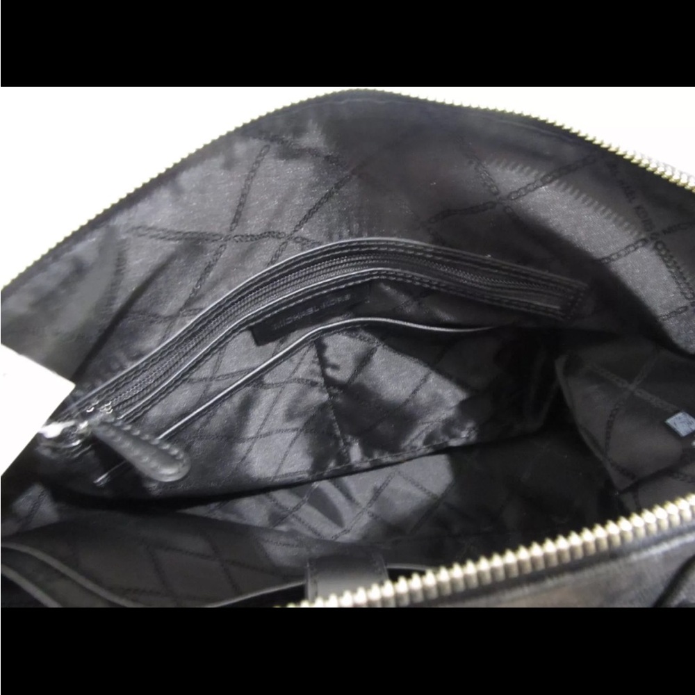 Michael Kors Satchel - Picture 4 of 9